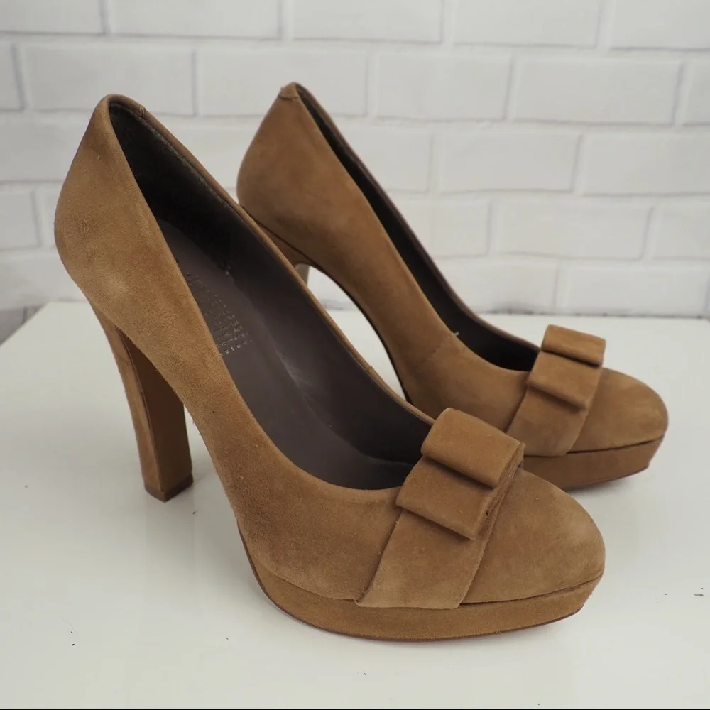 MRKT Claire 7 cafe au lait suede bow platform pump